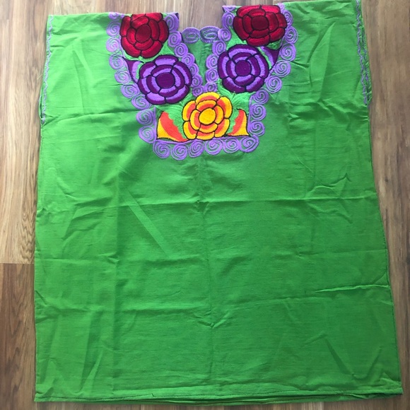 Embroidered Blouse - Picture 2 of 2